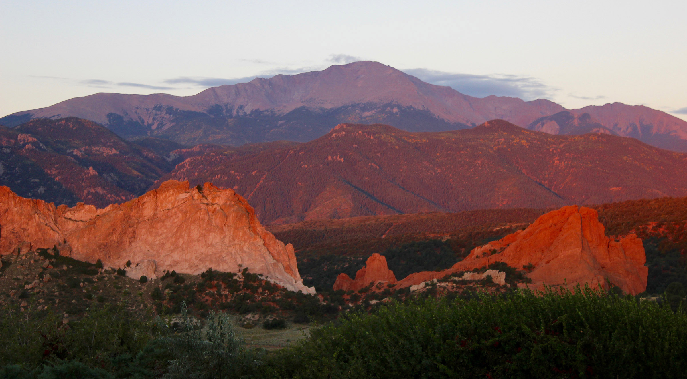 Garden of the Gods and Pike's Peak, Colorado Springs