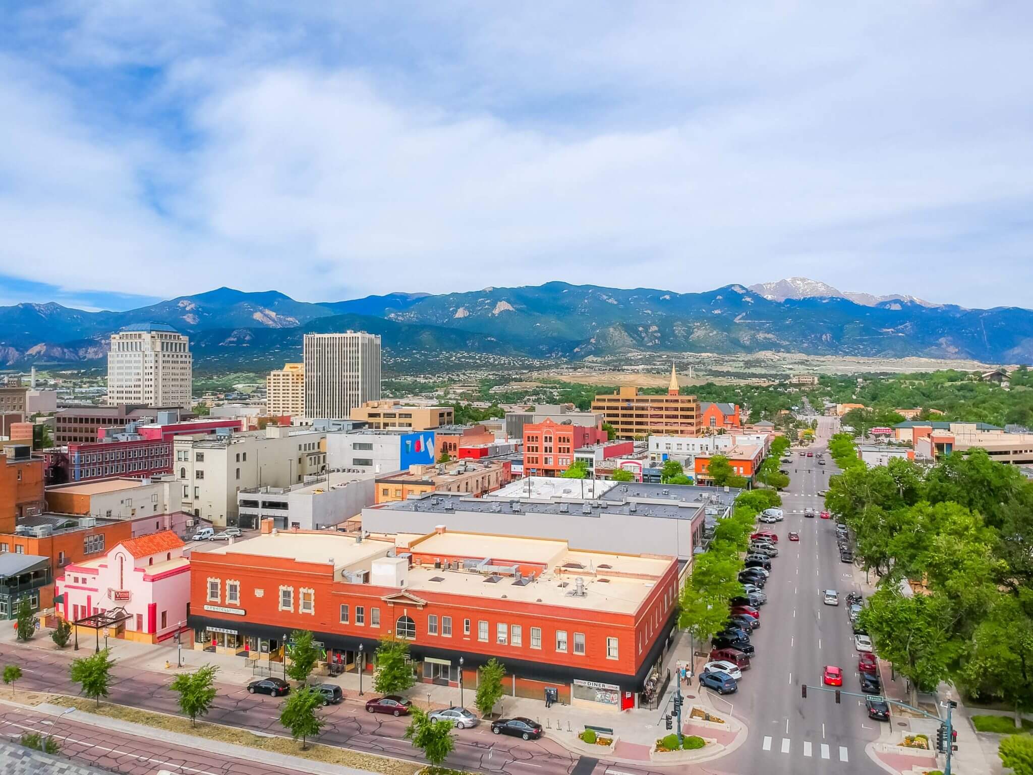 10 reasons to love living & working in Colorado Springs